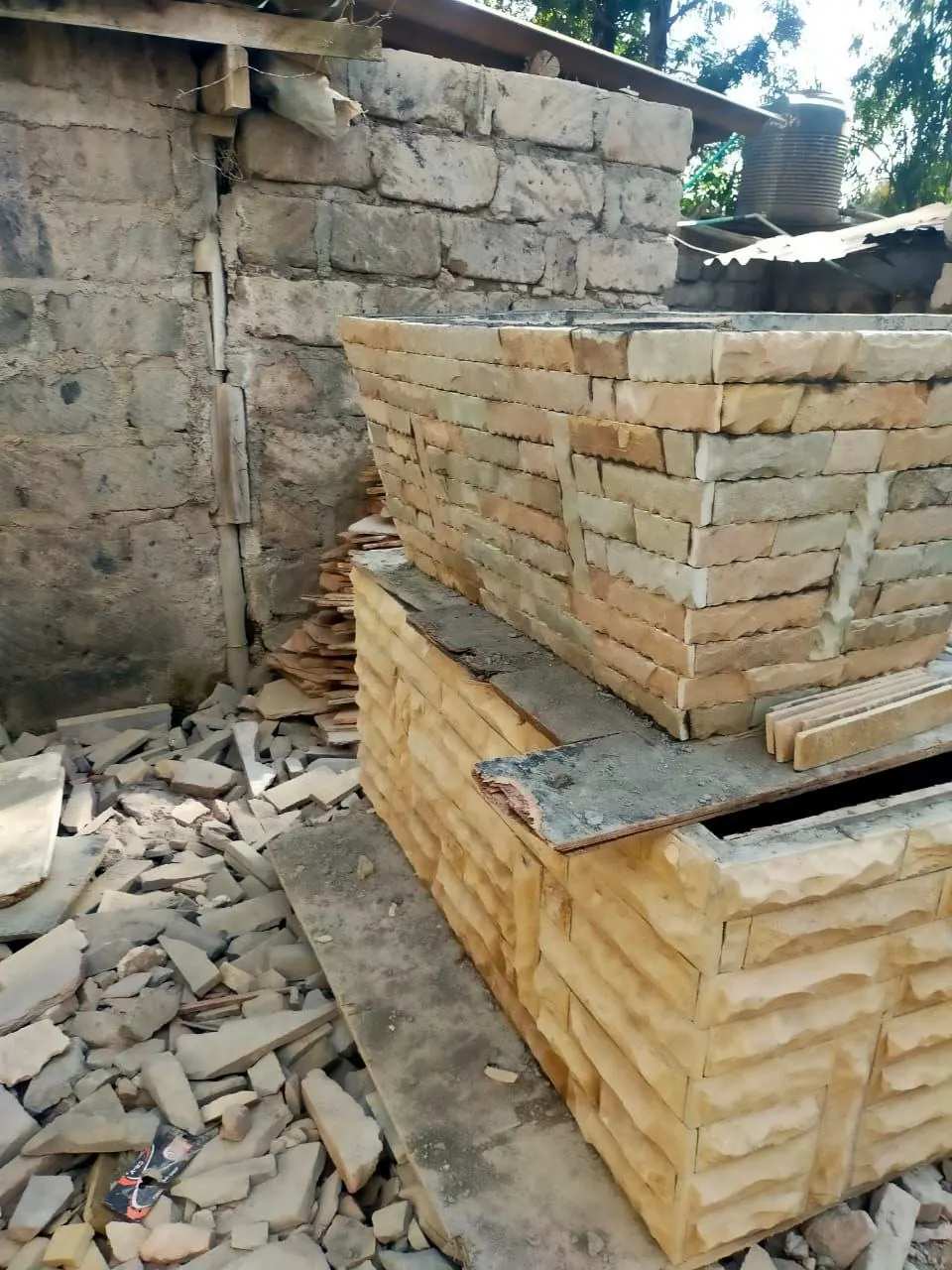 Outdoor Rabbit Hutch - Standard